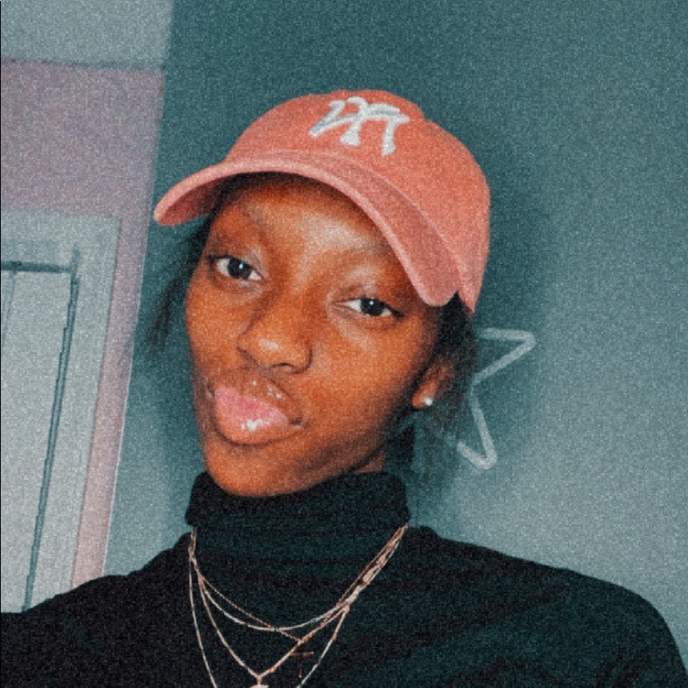 Meet your Posher, Siara